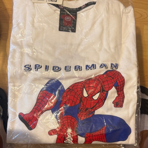 echo unltd Other - Spiderman Graphic Tee